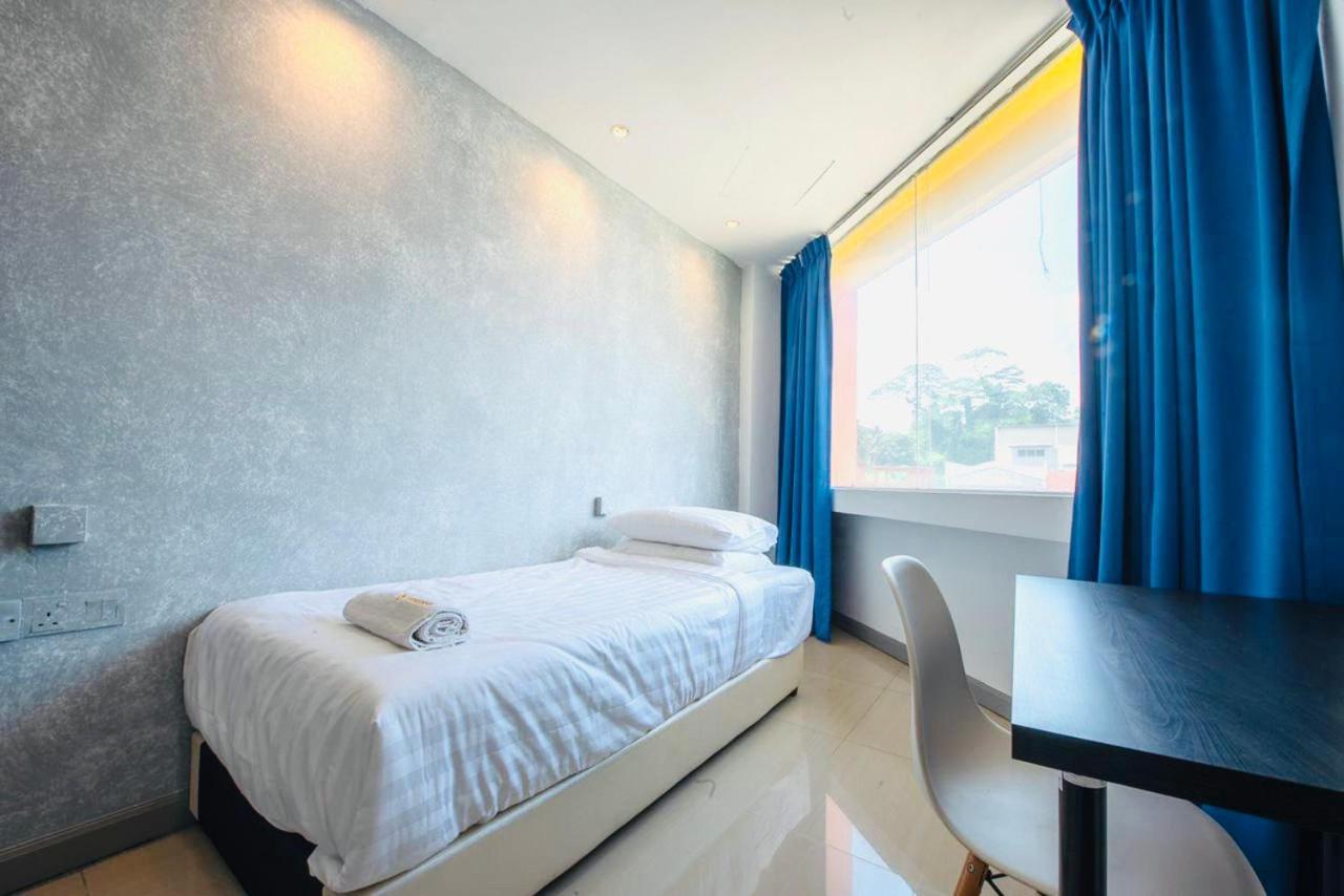 Masroom Hotel Куала-Лумпур Экстерьер фото